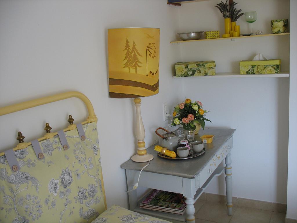 B&B La Cigaline Villedieu  Pokoj fotografie